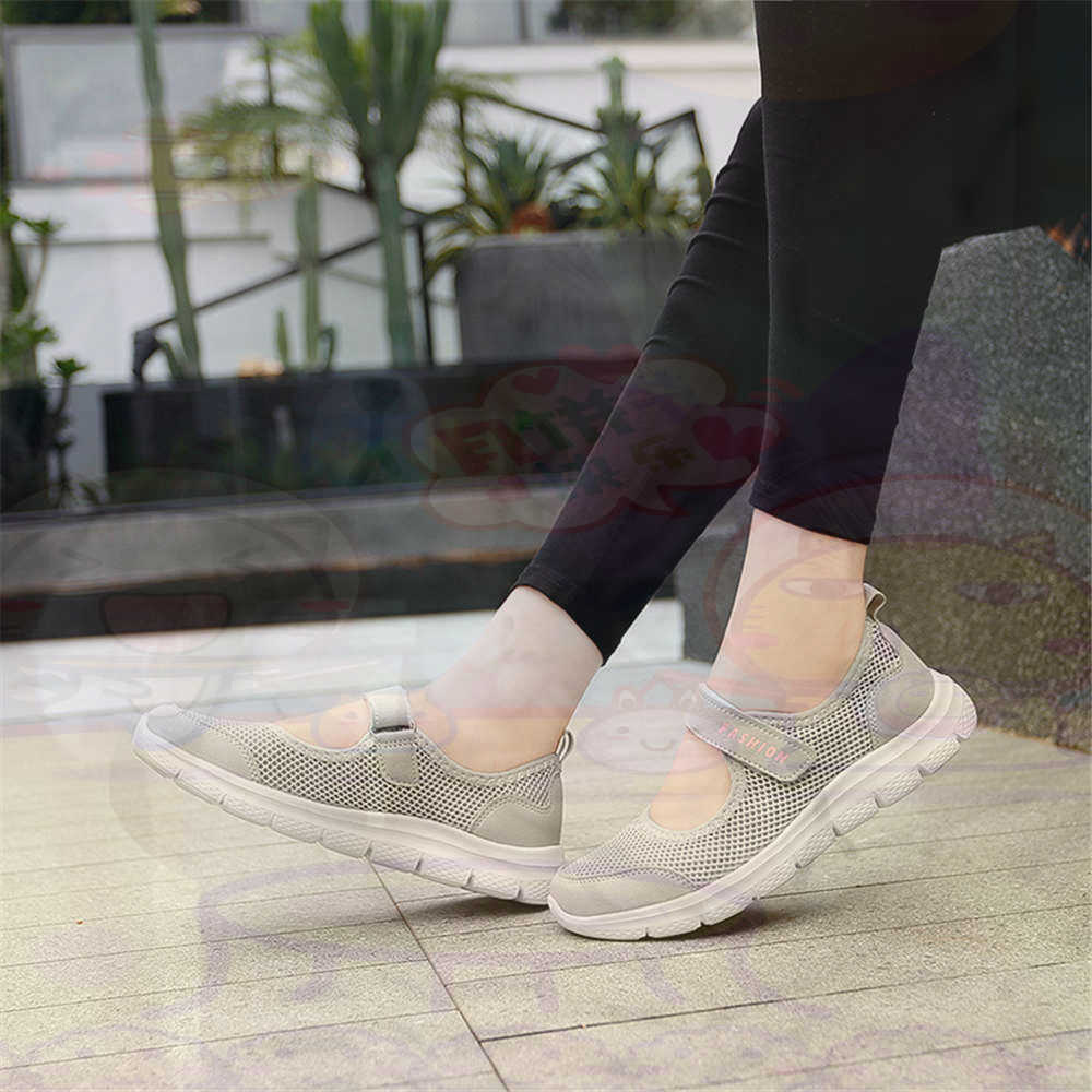 Badminton Vietnam - Sepatu Tenis Wanita Jaring Nomor 40